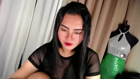 Snapshot of zhillycate chatting on 10.15.25 CATE online show from 10.15.25