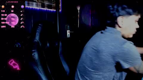 zhoestrong online show from 03.10.25