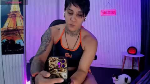 zhoestrong online show from 06.04.26