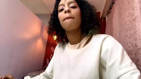 Zia Green online show from 12.08.24