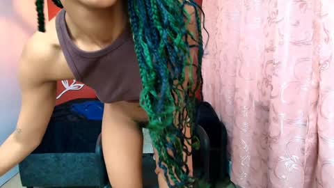 Zia Green online show from 12.17.24