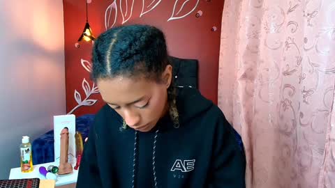 Zia Green online show from 01.30.25