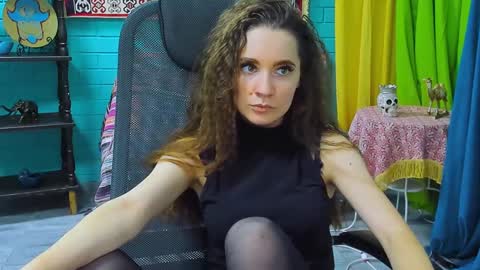 zianichols online show from 01.29.25