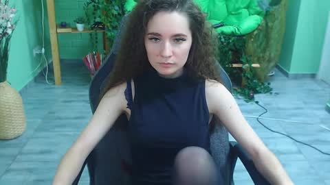 zianichols online show from 01.31.25