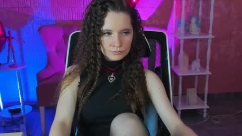 zianichols online show from 03.06.25