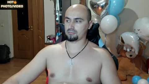 Ziesh online show from 10.26.25