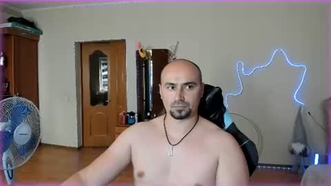 Snapshot of ziesh chatting on 06.27.26 Ziesh online show from 06.27.26