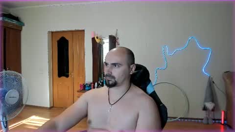 Snapshot of ziesh chatting on 07.22.26 Ziesh online show from 07.22.26