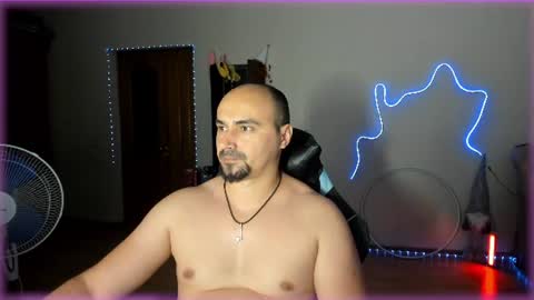 Snapshot of ziesh chatting on 07.29.26 Ziesh online show from 07.29.26