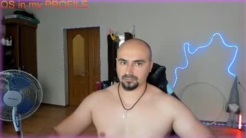 Snapshot of ziesh chatting on 07.31.26 Ziesh online show from 07.31.26