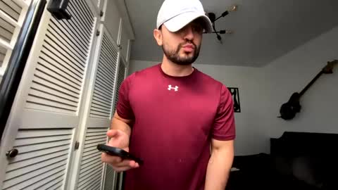 Snapshot of ziir2 chatting on 09.16.25 Ziir online show from 09.16.25