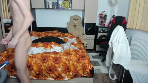 Snapshot of zincky chatting on 01.09.25 zincky online show from 01.09.25