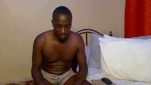 Zlatann2012 online show from 02.17.25