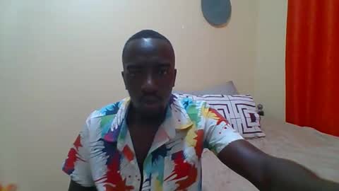 Zlatann2012 online show from 10.22.25