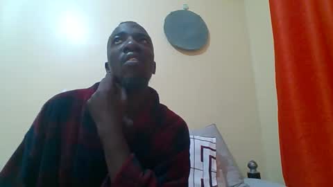 Zlatann2012 online show from 12.17.25