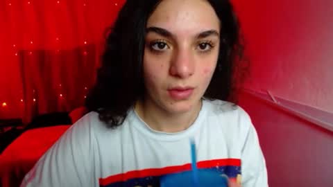 Snapshot of zoe_0111 chatting on 02.14.25 zoe_0111 online show from 02.14.25