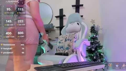 zoe_37 online show from 12.27.24