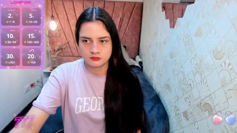 ZOE TAYLOR online show from 04.10.26