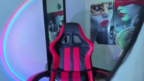 Z O E online show from 09.25.25