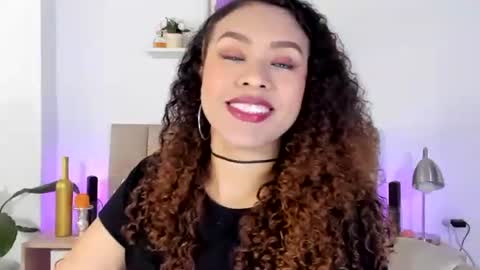 Zoe Gruber online show from 02.01.26