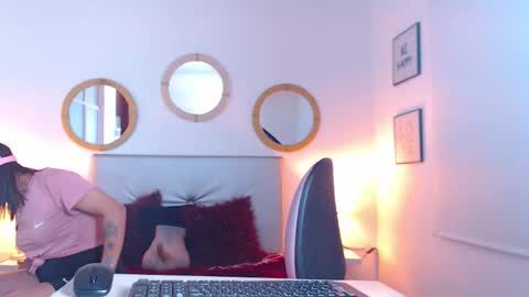 zoe_hecate online show from 02.04.26