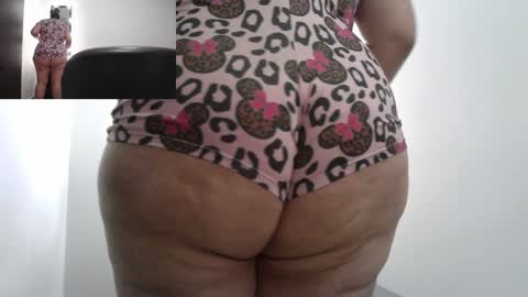 Snapshot of zoe_hotxxx chatting on 01.24.25 zoe hotxxx online show from 01.24.25