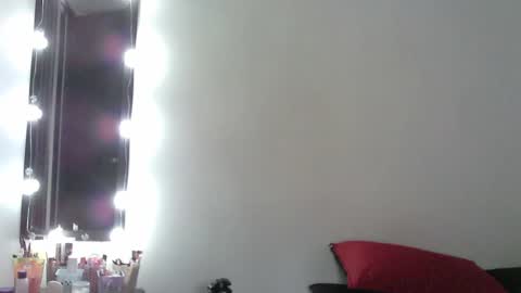 Snapshot of zoe_hotxxx chatting on 01.27.25 zoe hotxxx online show from 01.27.25