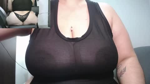 Snapshot of zoe_hotxxx chatting on 02.07.25 zoe hotxxx online show from 02.07.25