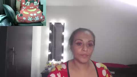 Snapshot of zoe_hotxxx chatting on 02.12.25 zoe hotxxx online show from 02.12.25