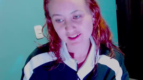 Snapshot of zoe_jones2 chatting on 12.26.24 Zoe online show from 12.26.24
