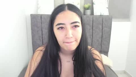Snapshot of zoe_jones7 chatting on 03.06.25 zoe_jones7 online show from 03.06.25