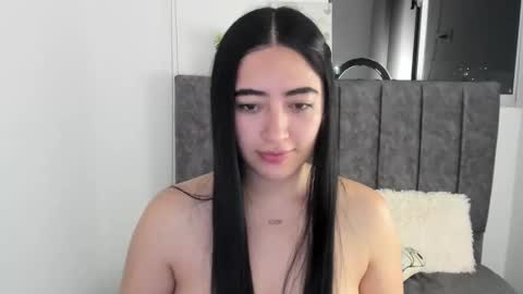 Snapshot of zoe_jones7 chatting on 09.13.25 zoe_jones7 online show from 09.13.25