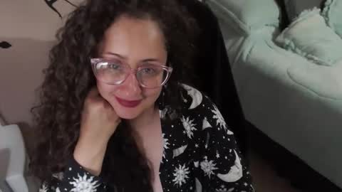 Zoe Koller online show from 11.21.25