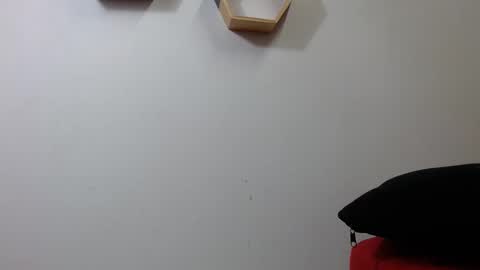 Snapshot of zoe_miller69 chatting on 10.20.25 zoe_miller69 online show from 10.20.25