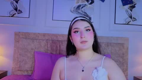 Snapshot of zoe_moon__ chatting on 07.08.26 zoe_moon__ online show from 07.08.26