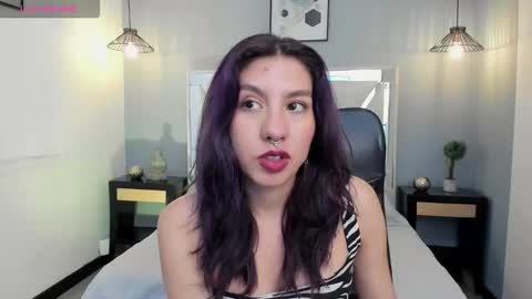 zoe_moreau online show from 03.02.26