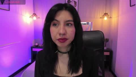 zoe_moreau online show from 03.10.26