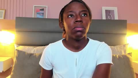 Zoe Novakk  online show from 01.19.26