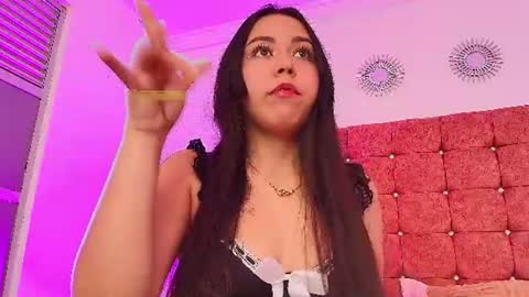 zoe_pettite_ online show from 07.09.26