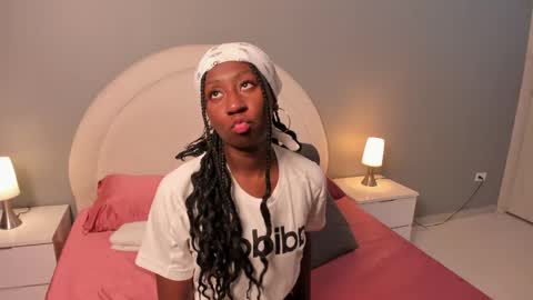 Snapshot of zoe_pinkett chatting on 03.22.26 zoe_pinkett online show from 03.22.26