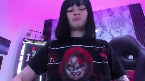 zoe_rosse00 online show from 10.29.25