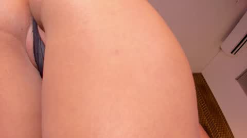 Hi guys i am Zoe  online show from 03.10.26