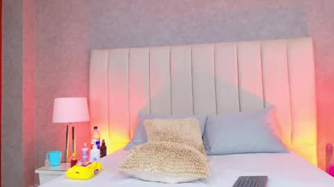 Camila Aristizabal online show from 09.19.25