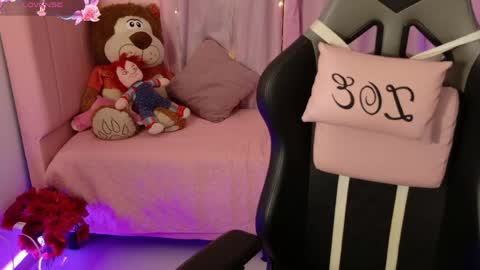 zoe_sullivan_ online show from 05.20.26