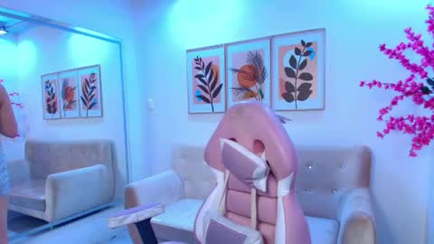 Zoe online show from 04.21.26