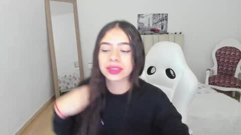 Zoe online show from 01.08.25