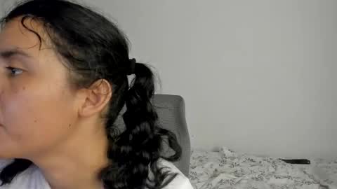 Snapshot of zoe_wattson chatting on 06.09.26 Zoe online show from 06.09.26