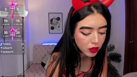  zoee jackson online show from 12.10.24