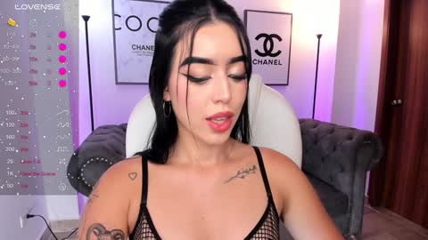  zoee jackson online show from 01.02.25