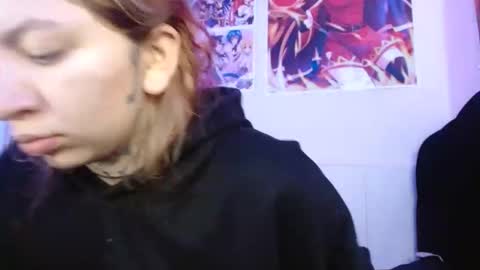 Snapshot of zoee_jhonnyy chatting on 12.20.24 zoee jhonnyy online show from 12.20.24